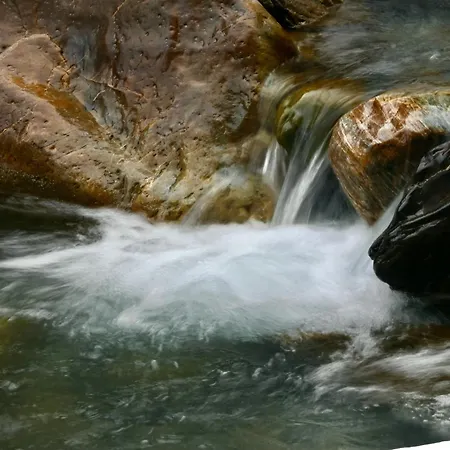 Nature Et Serenite Chez Allan 招待所 4*