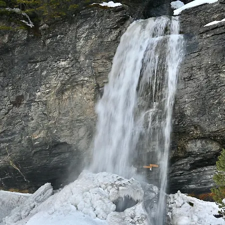 Nature Et Serenite Chez Allan 招待所 4*