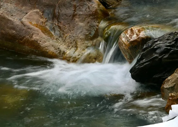 Nature Et Serenite Chez Allan 招待所 4*